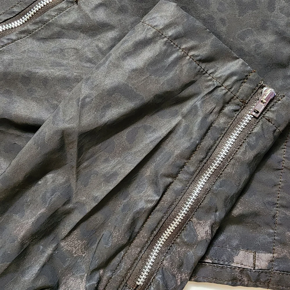 Helmut Lang Reflective Leopard Zip-Up Jacket Size Large MSRP $635 NWT - Picture 5 of 16